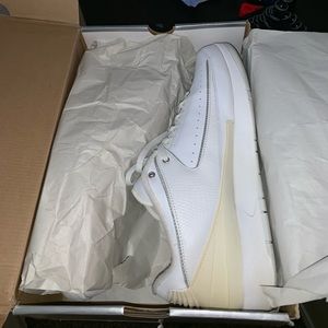 AIR JORDAN 2 low top with box